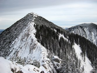 Brecherspitze vom Vorgipfel (Schwammerl-Bob, Public domain, via Wikimedia Commons)