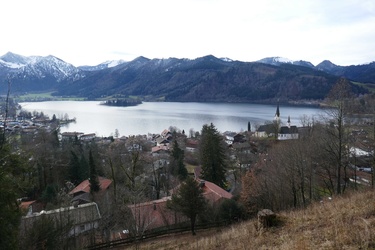 Blick auf den Schliersee auf dem Weg zum Rohnberg-Gipfel.