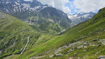 Lage der FSH. Die Hütte ist winzig klein in der Bildmitte.